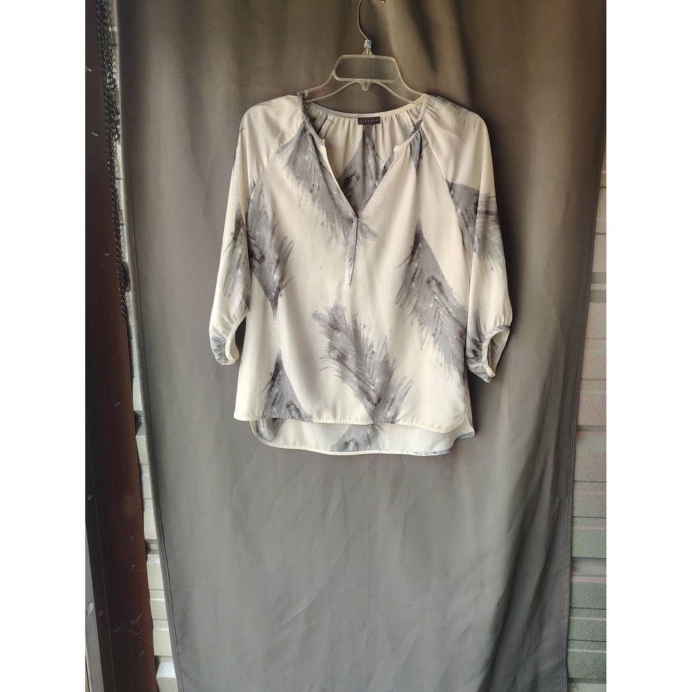 Lilla P Womens Grey Feather Print Split Neck 3/4 Sleeve Blouse White Size S